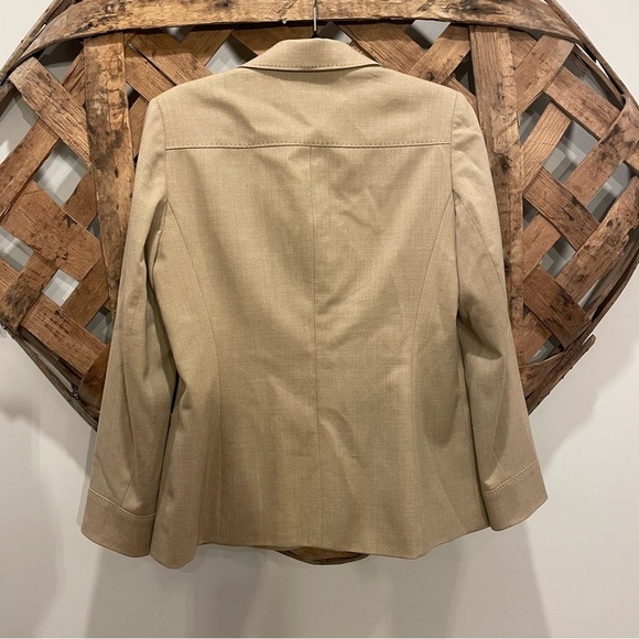 Talbots Tan Wool Blazer With Slight Stretch Size 10 - Picture 4 of 10
